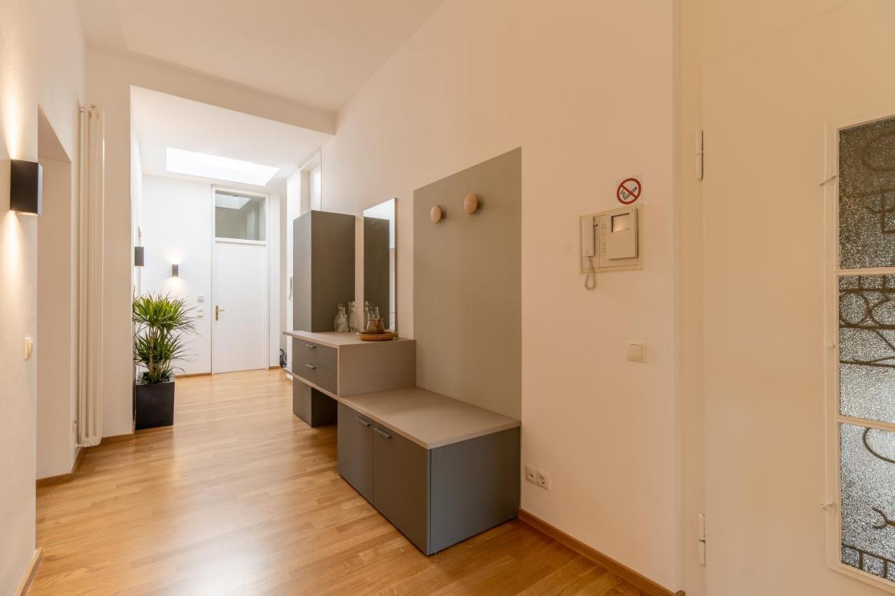 Villa Stubai - Penthouse In The Heart Of Мерано Экстерьер фото